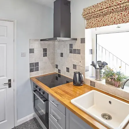 Host & - The Haven Apartment Whitby