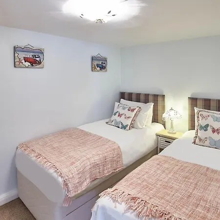 Host & - The Haven Apartman *